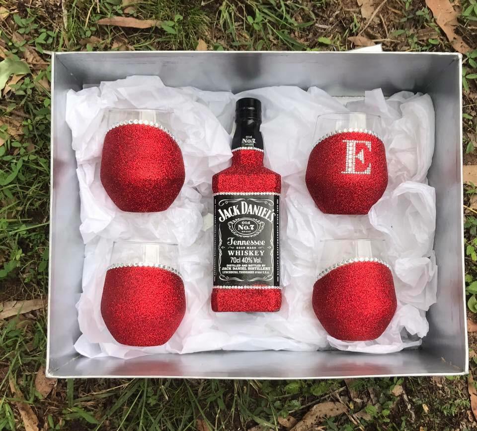 JD & 4x Stemless Wine Glasses
