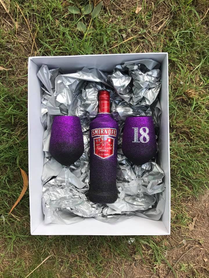 Made To Order 2x Wine glass and Smirnoff