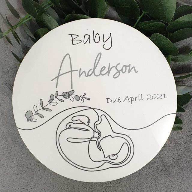 Pregancy announcement plaque