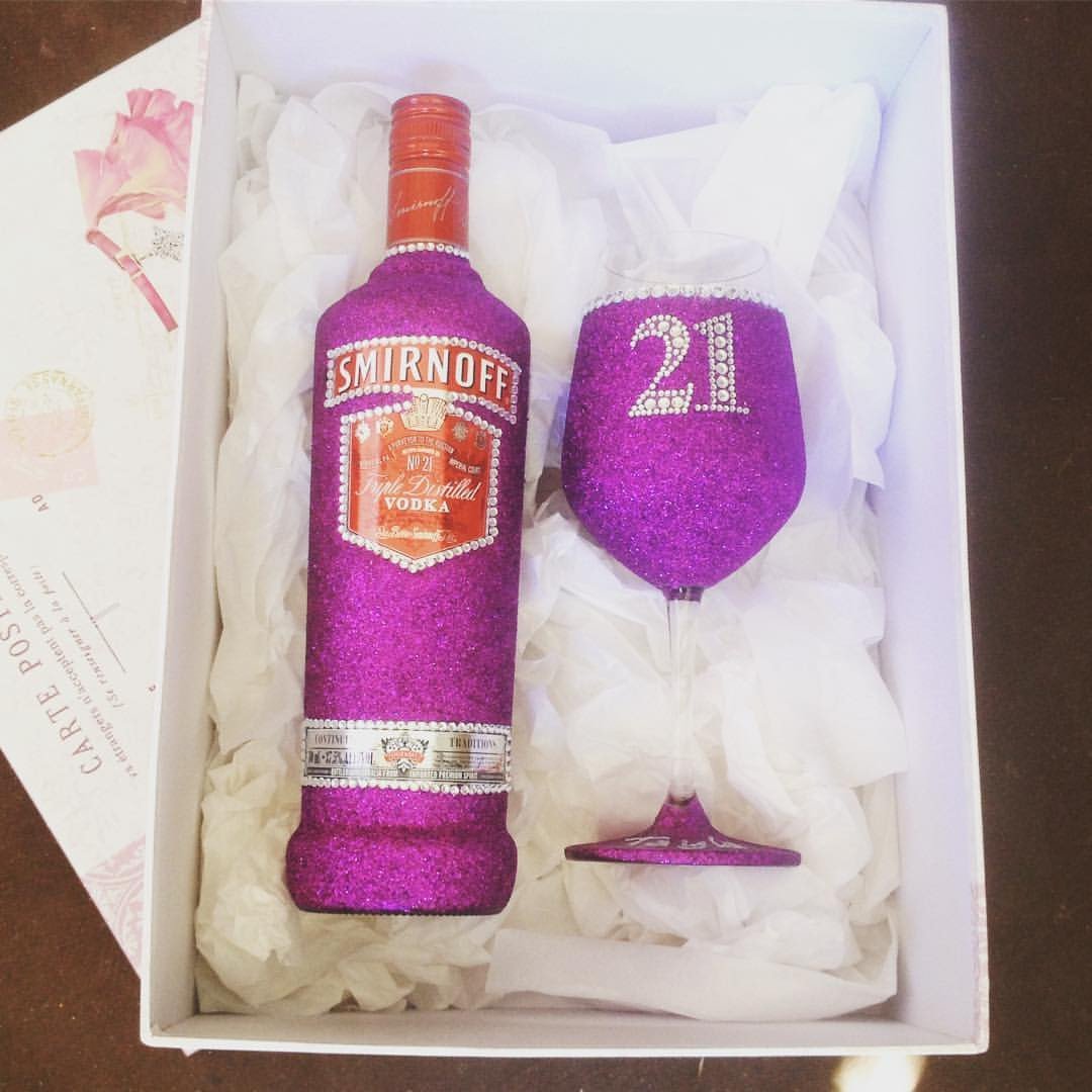 Smirnoff & 3/4 glittered Wine Glass Set