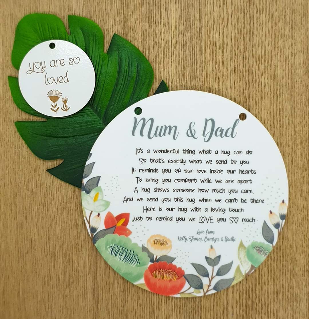 Hugs plaque coloured