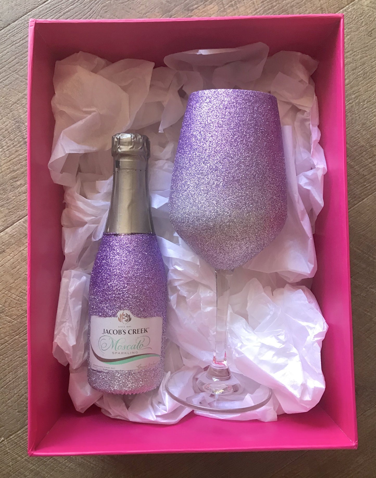 Pre made mini wine and glass - includes bling initial or number