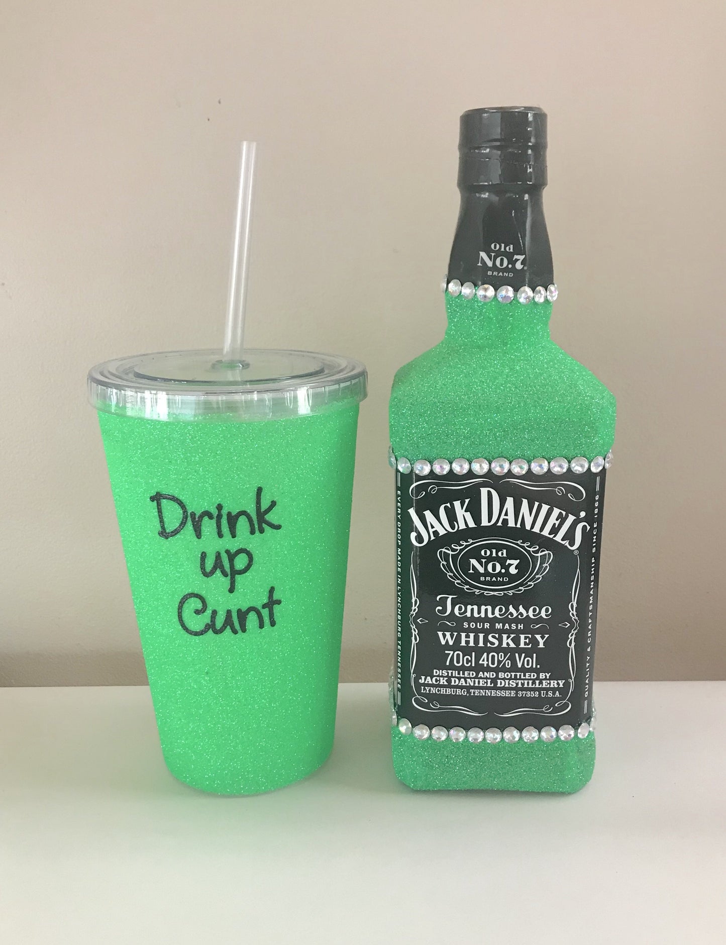 JD and sippy cup - please advise details for cup in notes on order
