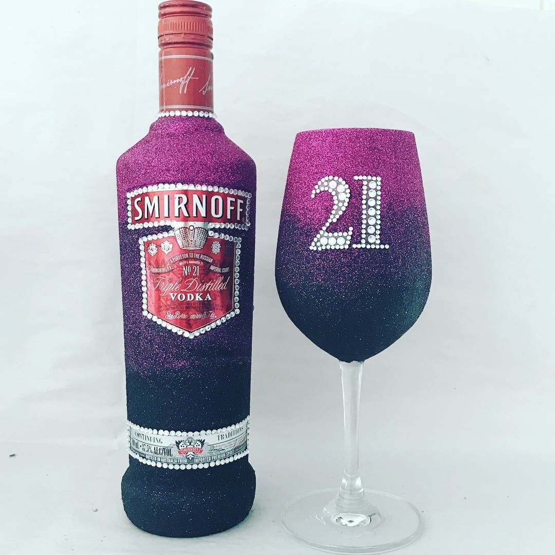 Smirnoff - Full Glitter Personalised Wine Glass