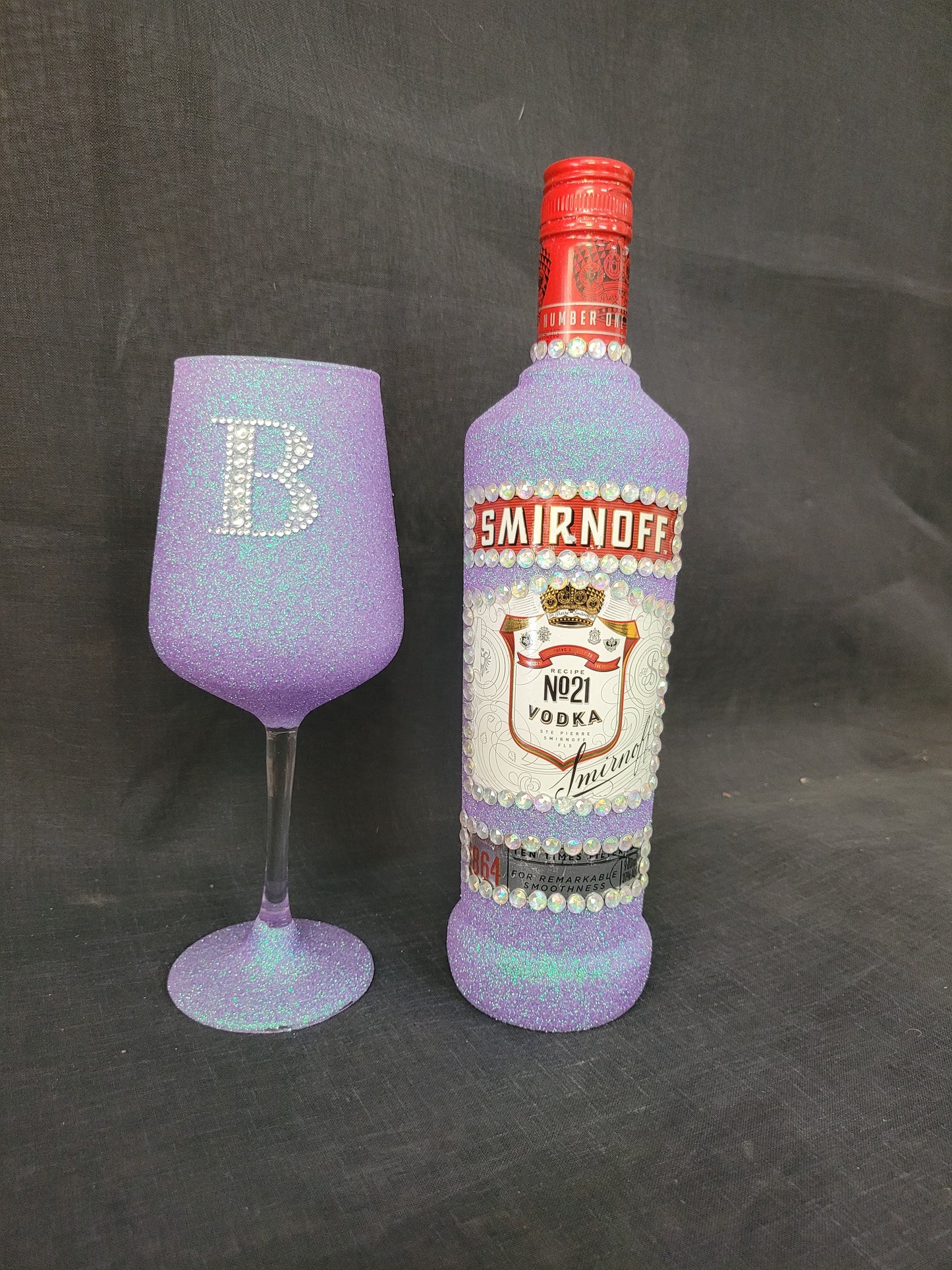 Smirnoff & Wine Glass Set