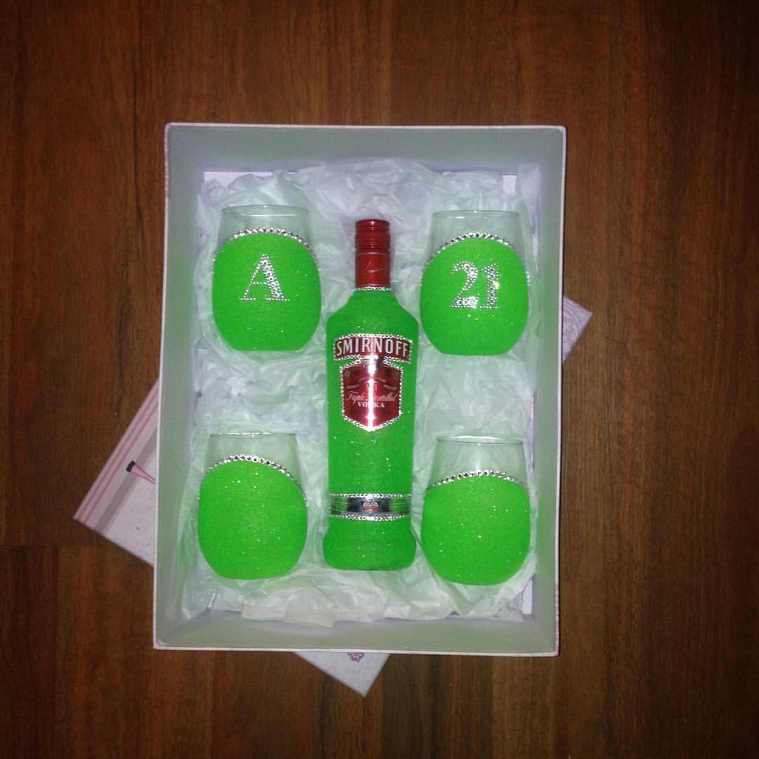 Vodka  4x  Stemless Wine Glasses