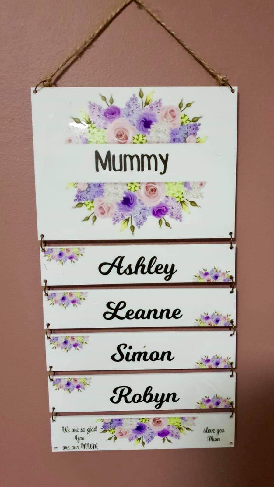 Family wall hanger - and please put who item is for and names in notes section