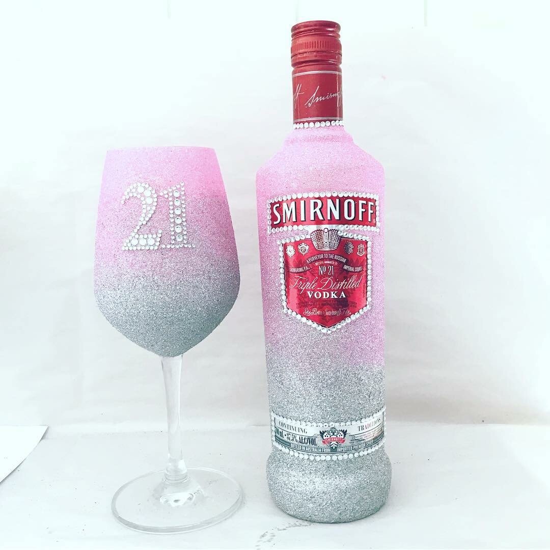 Smirnoff - Full Glitter Personalised Wine Glass