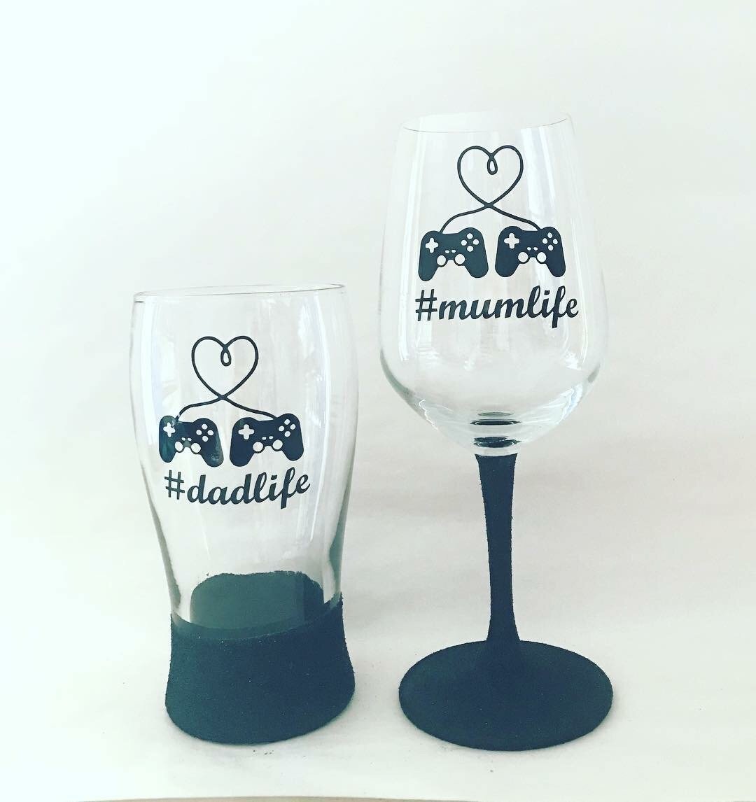 Mumlife and Dadlife glass set
